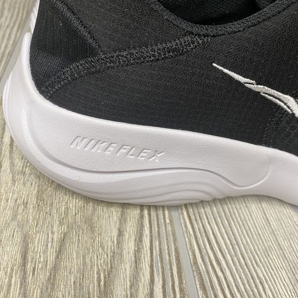 Nike Flex Experience Run 11 NN Running Shoes Men’s 11.5 Black DD9284-001 New - Picture 2 of 8